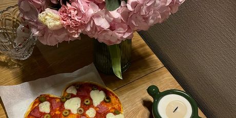 Napravite pizzu u obliku srca