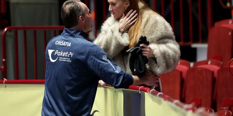 Dagur Sigurdsson s tajanstvenom ženom