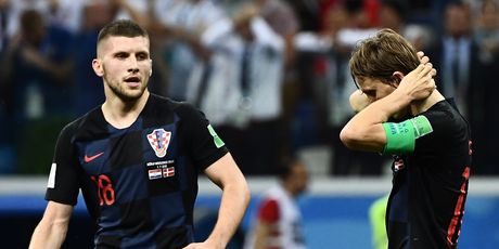 Ante Rebić i Luka Modrić (Foto: AFP)