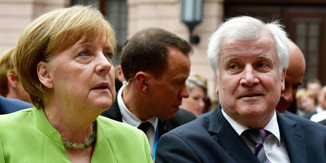 Angela Merkel i Horst Seehofer (Foto: AFP)