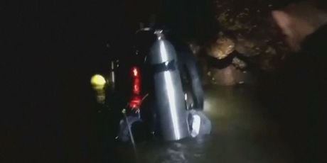 Spašavanje iz potopljene špilje (Foto: Dnevnik.hr) - 6
