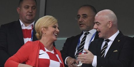 Predsjednica Kolinda Grabar-Kitarović u svečanoj loži na stadionu u Sočiju (Foto: AFP) - 2