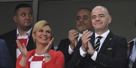Predsjednica Kolinda Grabar-Kitarović u svečanoj loži na stadionu u Sočiju (Foto: AFP) - 4