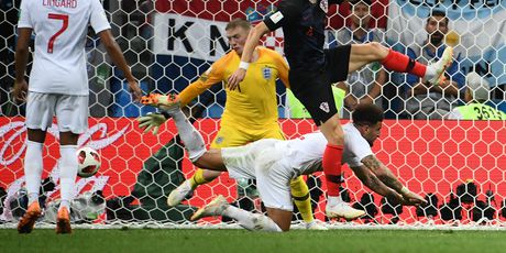 Perišićev pogodak Englezima (Foto: AFP)