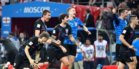 Slavlje hrvatskih nogometaša (Foto: AFP)