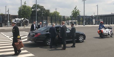 Ministar Krstičević vraća se s NATO summita američkim zrakoplovom (Foto: MORH)