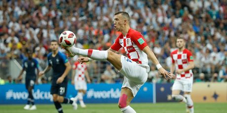 Ivan Perišić protiv Francuske (Foto: AFP)