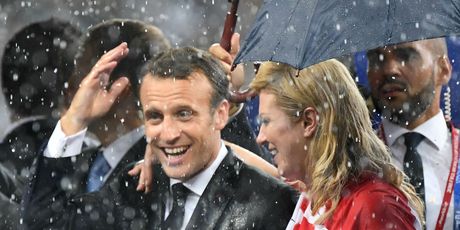 Francuski predsjednik Emmanuel Macron i Kolinda Grabar-Kitarović (Foto: AFP)