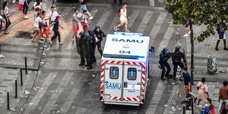 Navijački neredi u Francuskoj (Foto: AFP) - 17