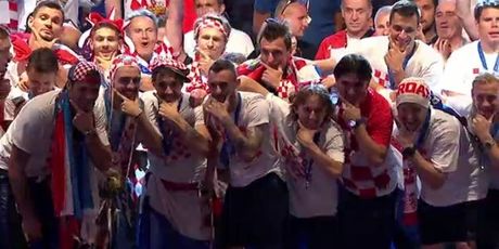 Epic Brozo fotografiranje na zagrebačkom Trgu (Foto: GOL.hr)