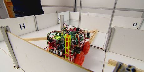 Robot Janka Pribičevića i Marka Pongrca (Foto: Dnevnik.hr)