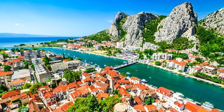 Omiš, Hr vatska