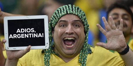 Brazilski navijač (Foto: AFP)