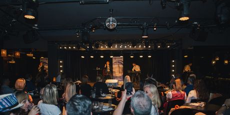 Jazz & Cabaret club Kontesa - 4