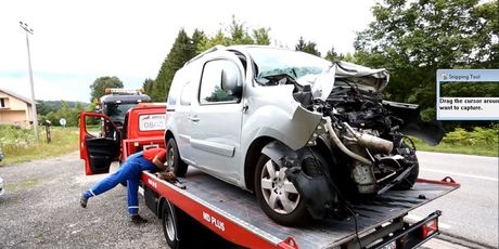 Prometna nesreća sa Smartom (Foto: Dnenvik.hr) - 1