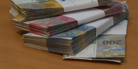 Švicarski franak (Foto: Dnevnik.hr)