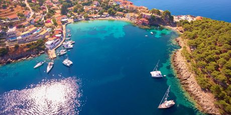 Assos - 3
