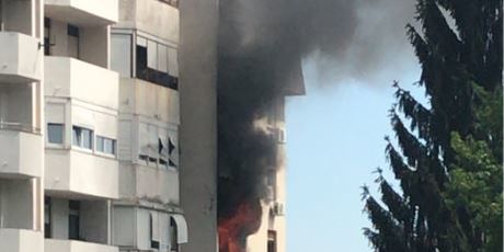 Eksplozija u zgradi u Stenjevcu (Foto: Čitateljica) - 1