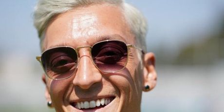 Mesut Özil (Foto: Copa 90/Twitter)