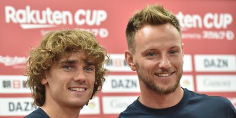 Antoine Griezmann i Ivan Rakitić (Foto: AFP)