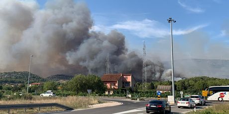 Veliki požar kod Šibenika (Foto: Dnevnik.hr)
