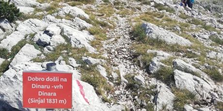 HRZ je prevezao sklonište na najviši hrvatski vrh (Foto:MORH) - 2