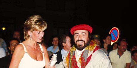 Princeza Diana s Lucianom Pavarottijem u Modeni na humanitarnom koncertu
