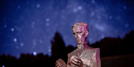 Memorijalni centar Nikole Tesle