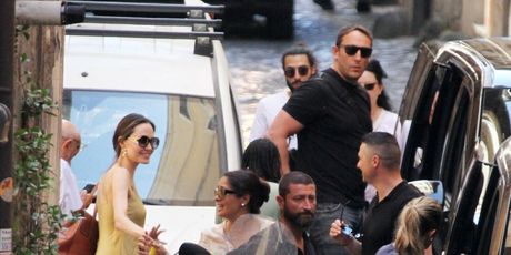 Angelina Jolie i Salma Hayek - 1