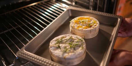 Zapečeni camembert