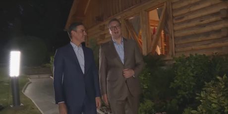 Sastali se Aleksandar Vučić i Pedro Sanchez - 5