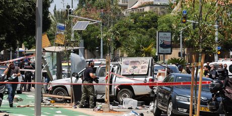 Muškarac se u Tel Avivu u ljude zabio automobilom - 4