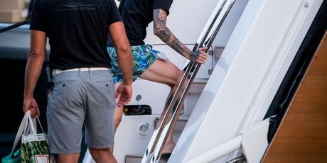 Marcelo Brozović s obitelji i prijateljima na ljetovanju u Skradinu - 22