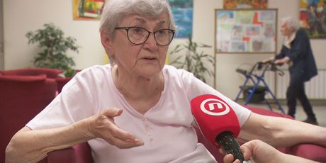 Mira Pavlin, umirovljenica
