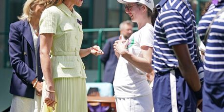 Kate Middleton i Philippa George - 1