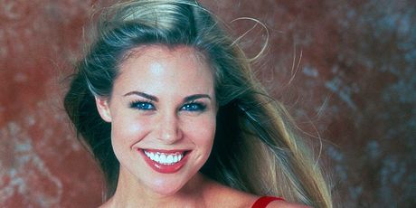 Brooke Burns - 25