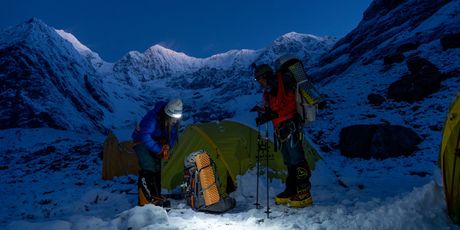 Kristin Harila i Tenjen Lama © Manishmaharjan_FieldProductions