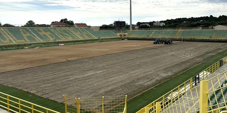 Istra 1961 mijenja travnjak