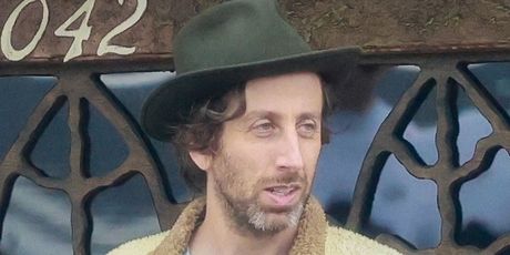 Simon Helberg - 6