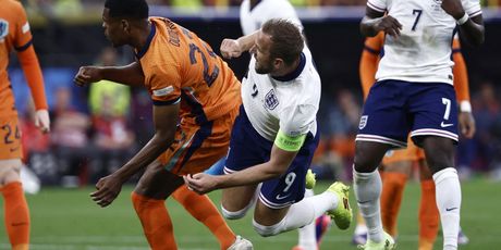 Harry Kane i Denzel Dumfries