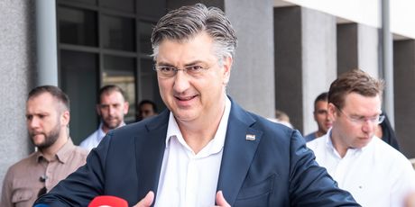 Andrej Plenković dao glas na HDZ-ovim unutarstranačkim izborima - 4