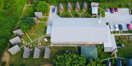 Rooms & Glamping Lana Haus - 1