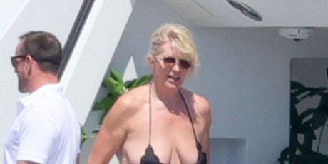 Penny Lancaster - 2