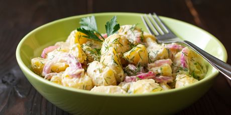Tzatziki krumpirova salata