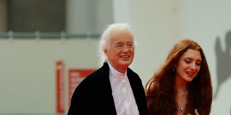 Jimmy Page i Scarlett Sabet - 7