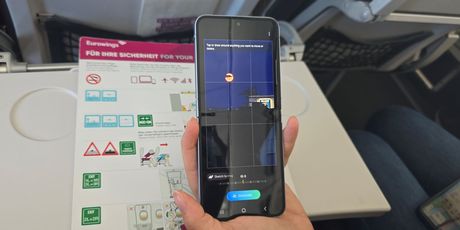 Samsung Galaxy Z Flip 6 - recenzija - 25