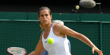 Amelie Mauresmo - 8