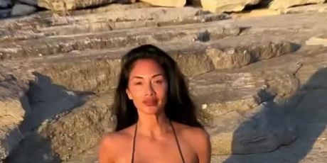 Nicole Scherzinger - 4