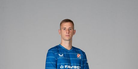 Novi dres Dinama