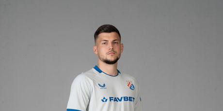 Novi dres Dinama
